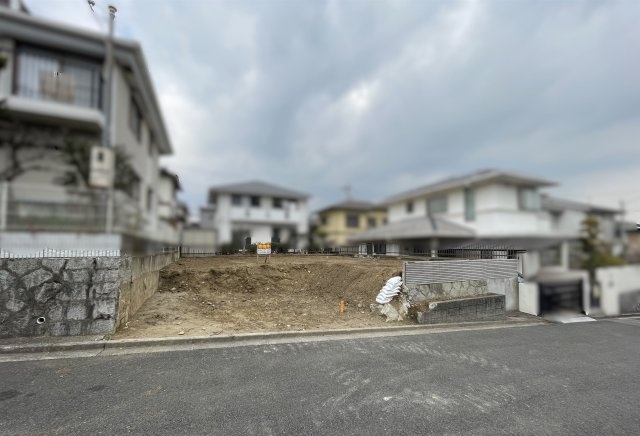 南平台５丁目　条件無土地 3480万円 170.94m&sup2; 高槻市南平台５丁目 ＪＲ東海道・山陽本線高槻駅