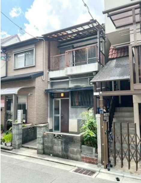 津之江町１丁目　中古テラス 580万円 3DK 高槻市津之江町１丁目 ＪＲ東海道・山陽本線摂津富田駅
